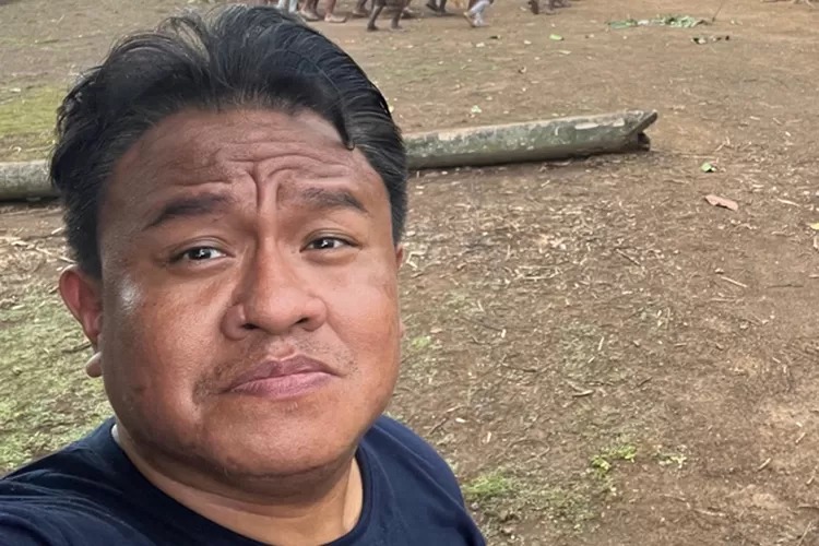 Viral Parade Militer ke DPR RI Jelang Rapat RUU TNI, Dandhy Laksono Singgung Sama Dengan Era Soeharto
